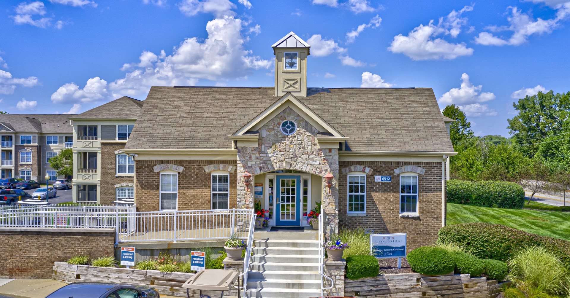 Stonebridge Leasing Office